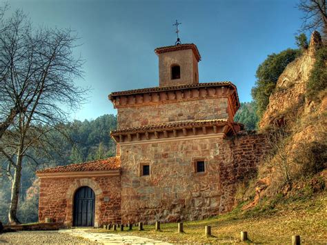 The Monasterio de Santa María la Real de San Millán de la Cogolla: A Journey Through History and Architectural Splendor!