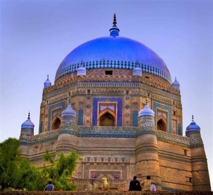 Tomb of Shah Rukn-e-Alam: A Majestic Mausoleum Whispering Tales of History and Splendor!